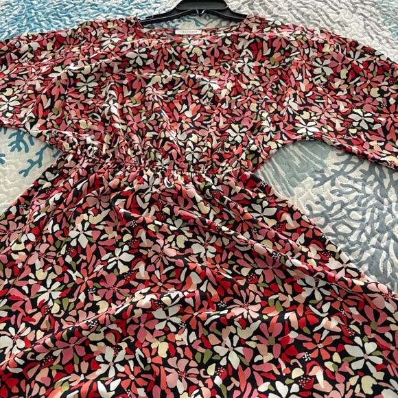 Floral First Love dress - Picture 2 of 3